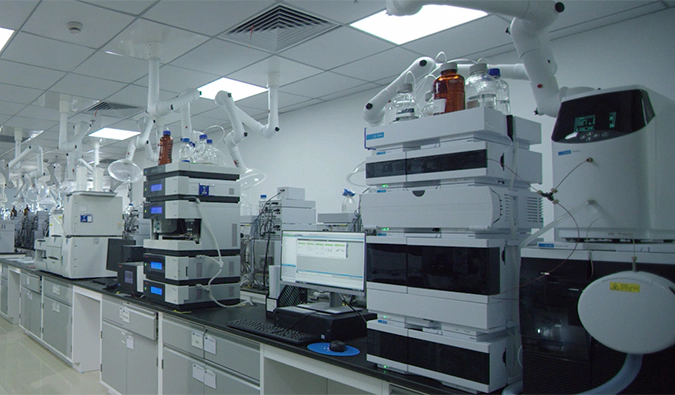 案例研究：合成路线、固态研究与杂质控制（小分子原料药工艺优化）